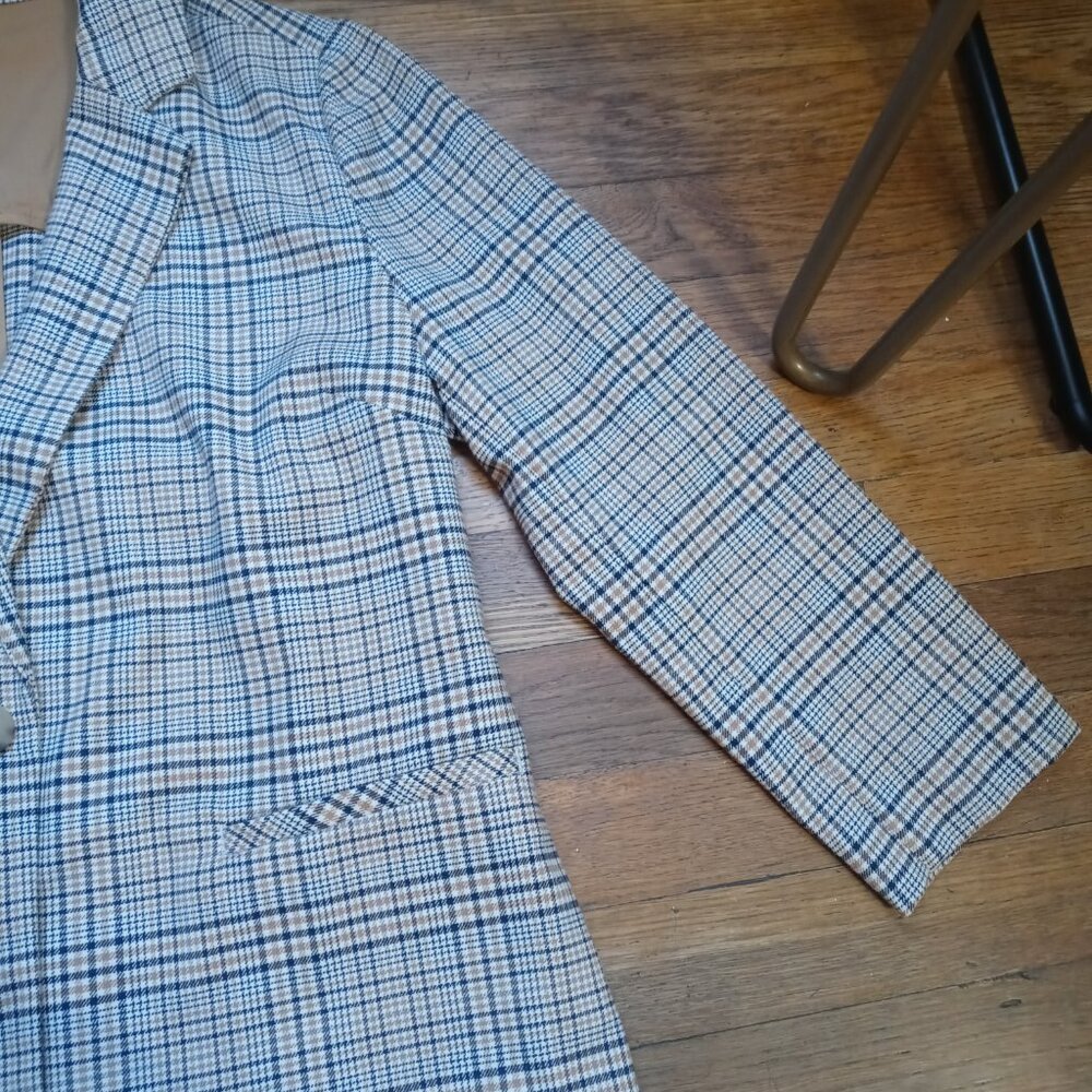 J. Jill Plaid Blazer in Tan and Black - Picture 7 of 16